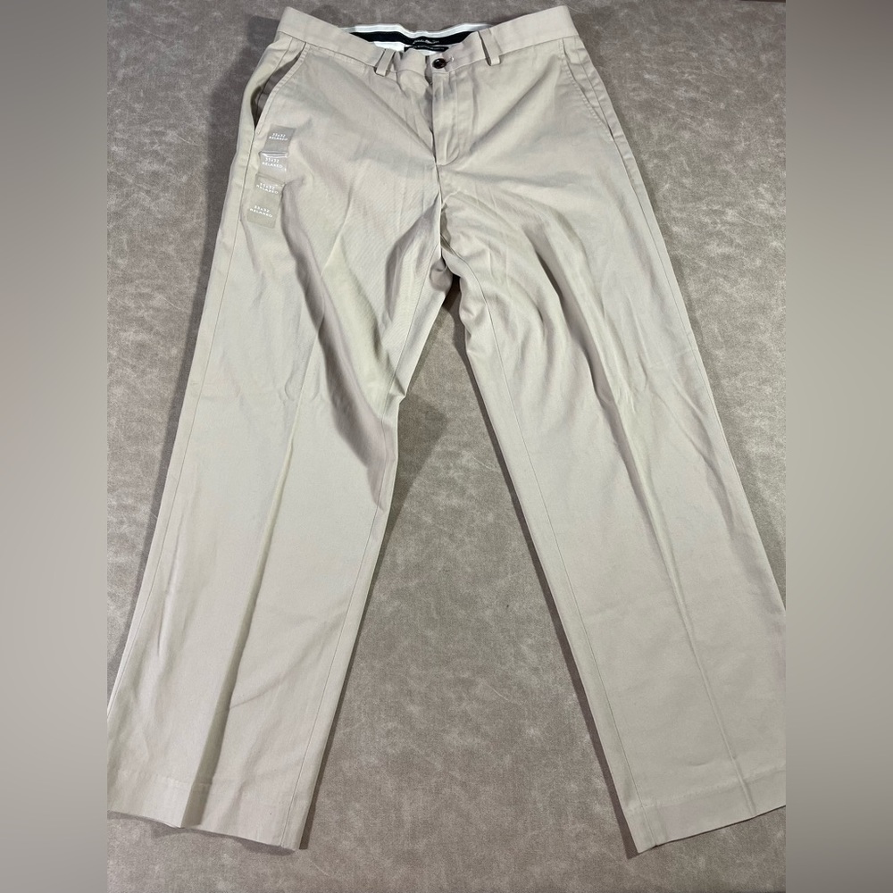 NWT Eddie Bauer Wrinkle Resistant Relaxed Fit Chino Pants 35x32